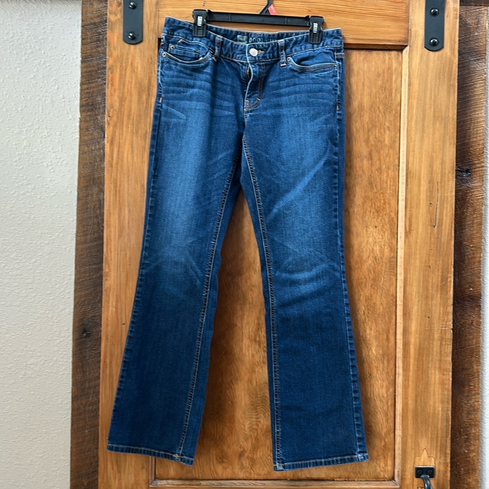 Like new Mossimo women jeans. Size 10
